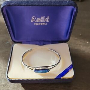 Ariki Paua Shell Bracelet